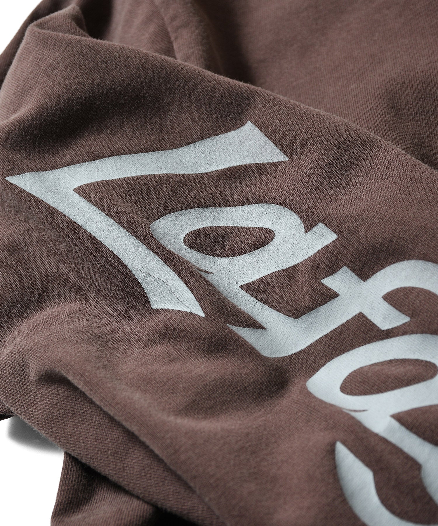 LFYT - SLEEVE LOGO WASHED L/S TEE LA250107