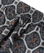 LFYT - ARABESQUE PATTERN EASY SHORTS LS261303