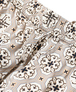 LFYT - ARABESQUE PATTERN EASY SHORTS LS261303