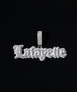LFYT - OLD ENGLISH LOGO PENDANT TOP LS262003