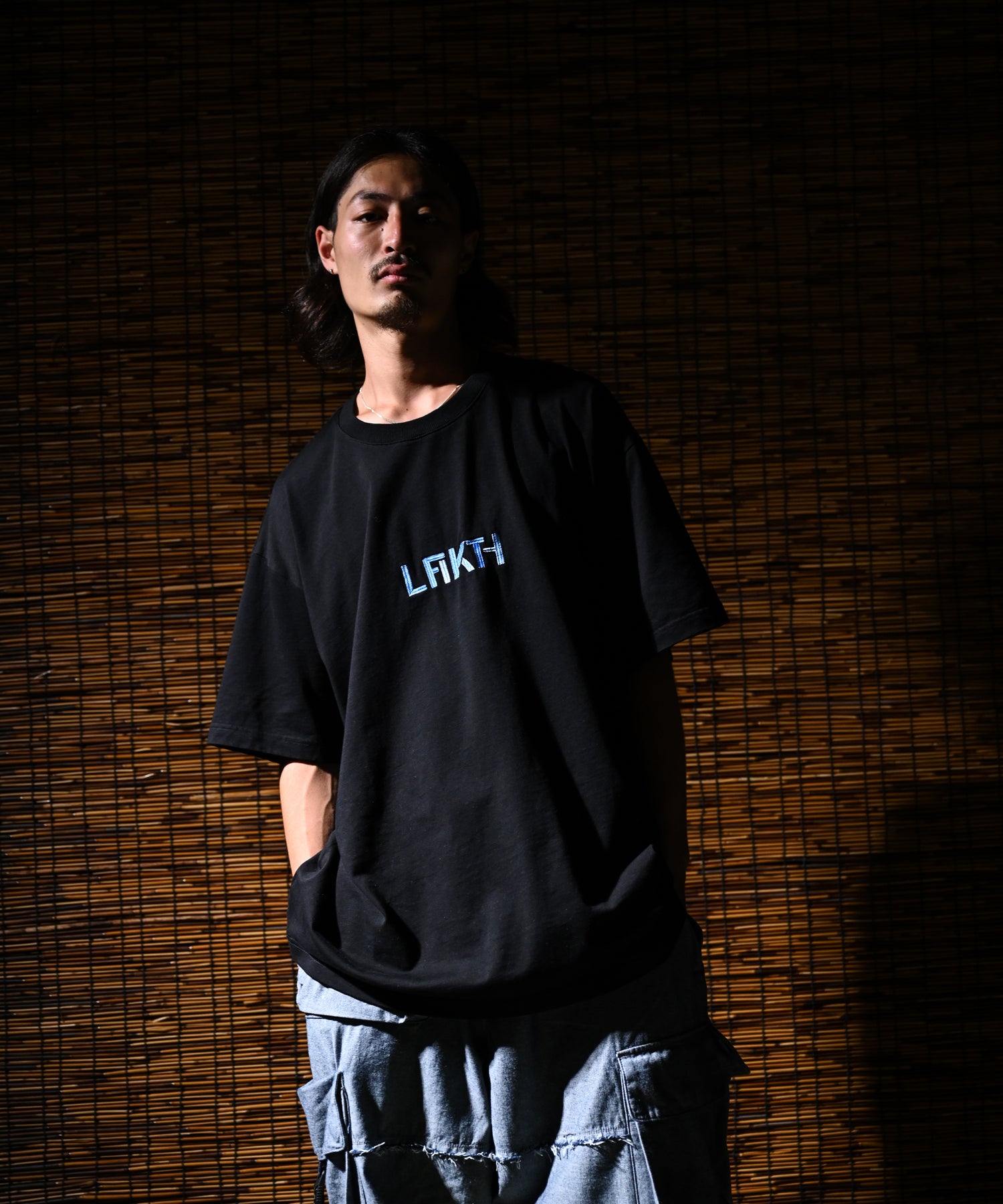 LFYT × LAKH - EMBROIDERED SIGNATURE LOGO TEE KNT-LFYT-01
