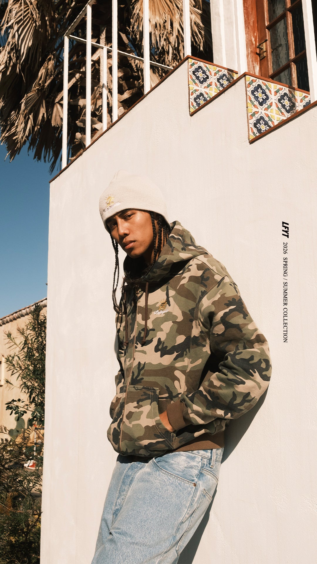 custom-slideshow-image-mobile-block_Djy4pX