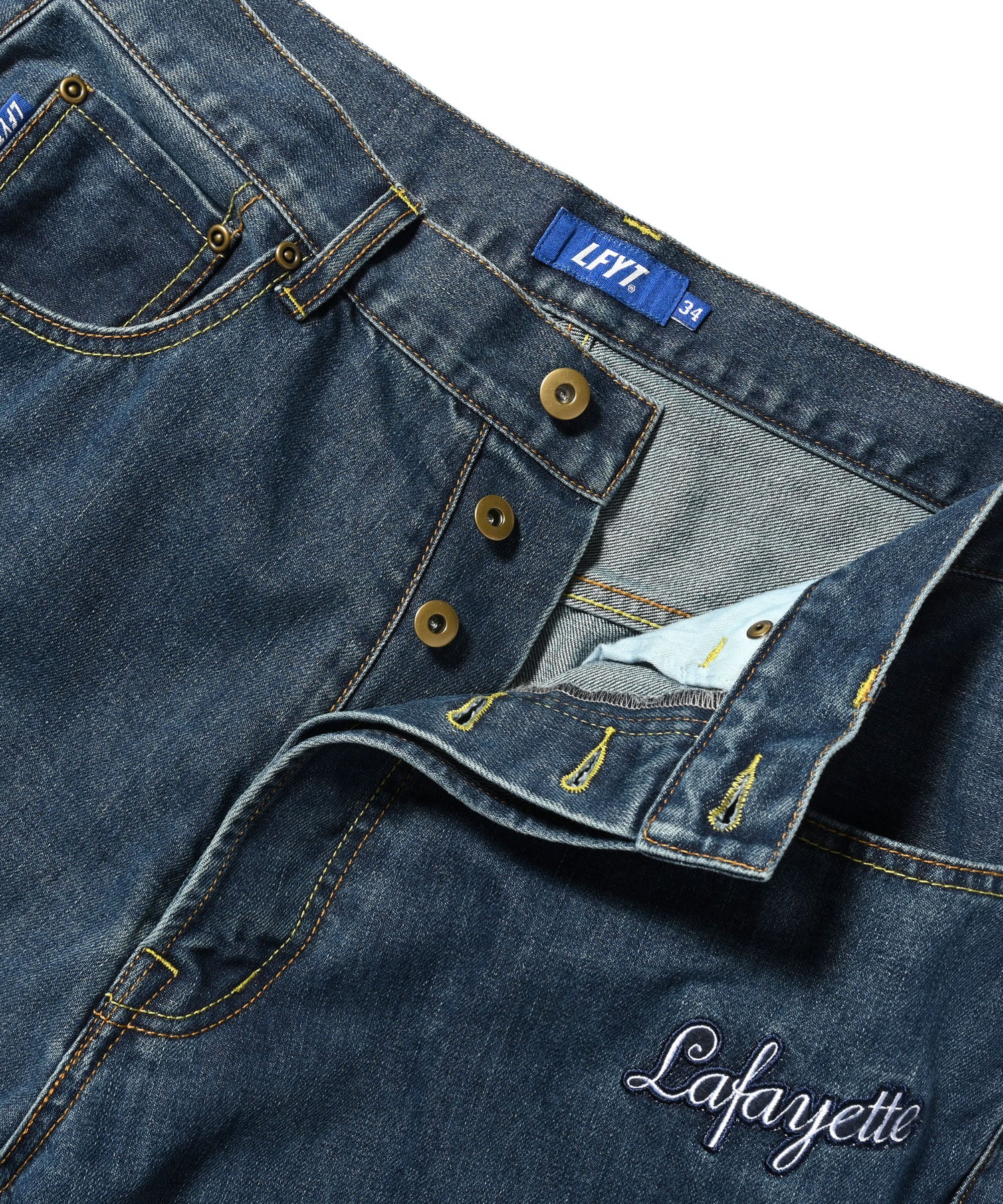 LFYT 通體徽章牛仔長褲 寬鬆版型 淺藍色 LS231101