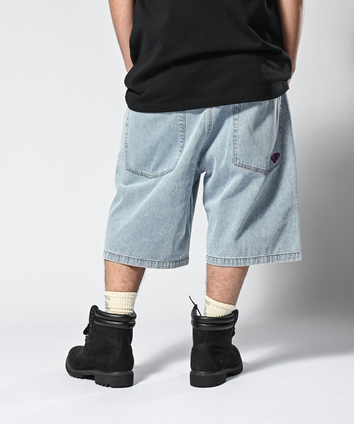 LFYT 5 口袋牛仔短褲 寬鬆版型 LS231302
